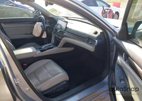 2019 Honda Accord Touring 2.0T из США, поврежденный, VIN 1HGCV2F94KA001165